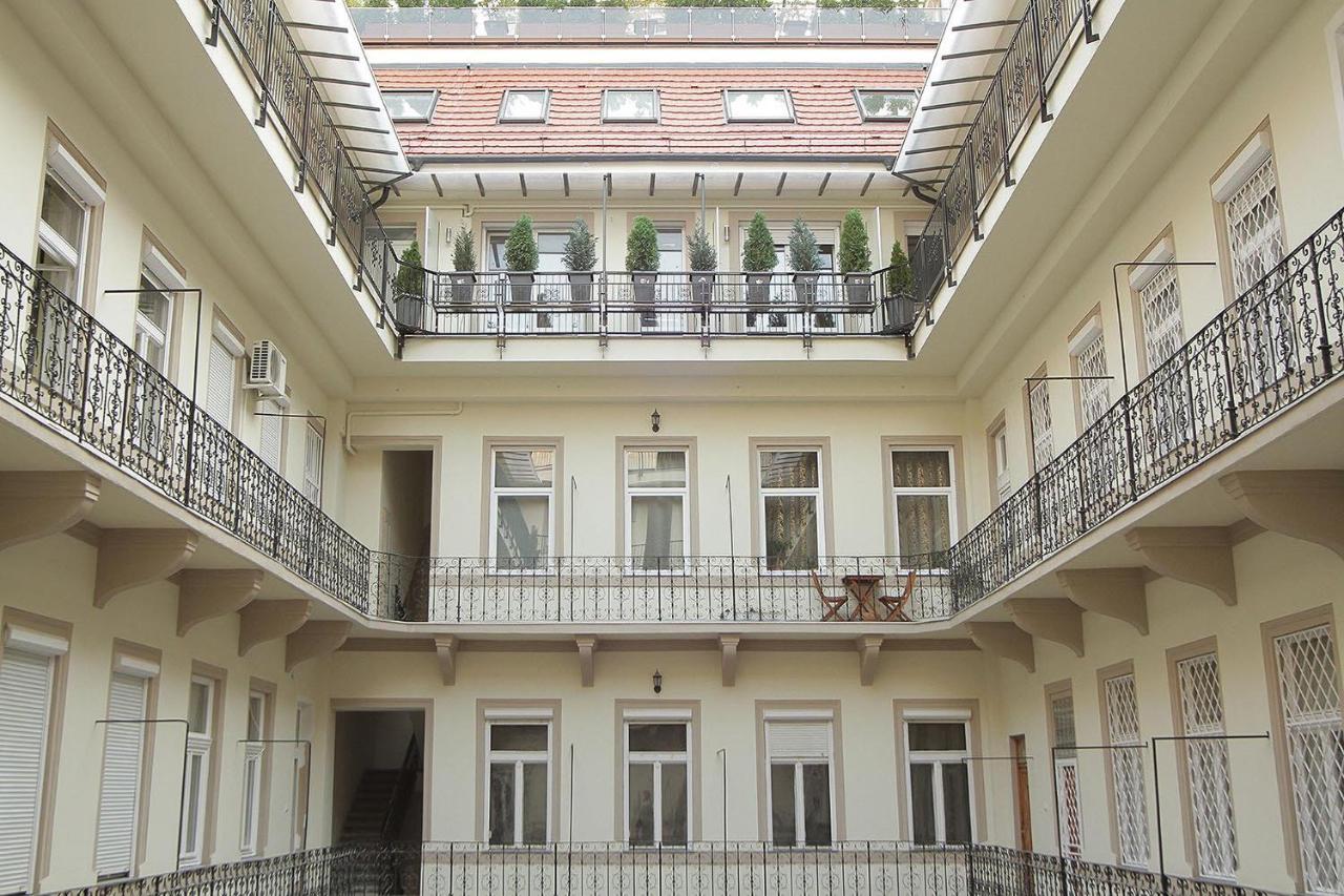 Apartament Eotvos Design